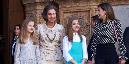 La tensión entre la Reina Letizia y Doña Sofía: el manotazo de Leonor y el respeto hacia los abuelos por encima de todo