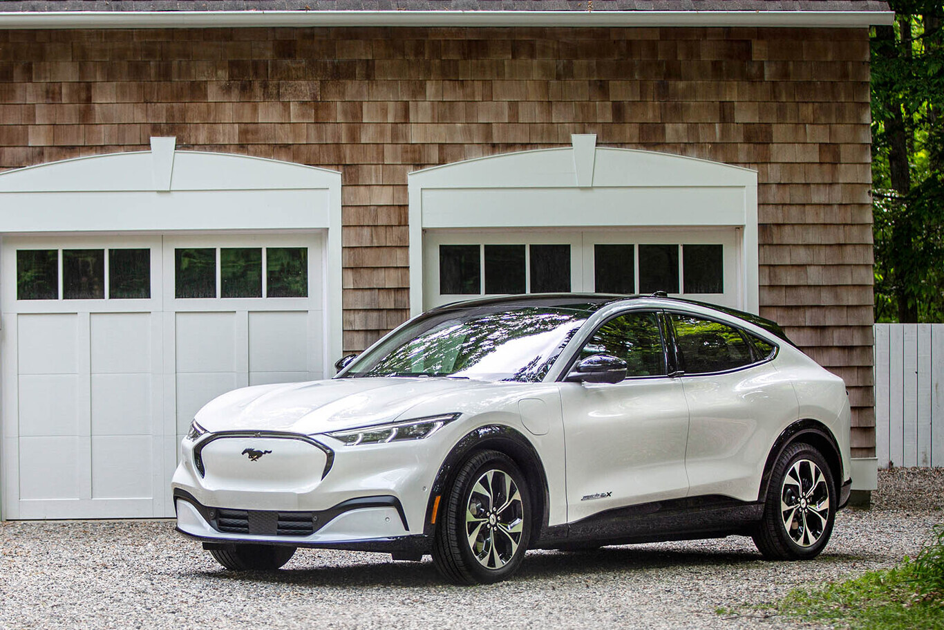 ¿Estoy preparado para comprar un coche eléctrico? Claves para saber si compensa