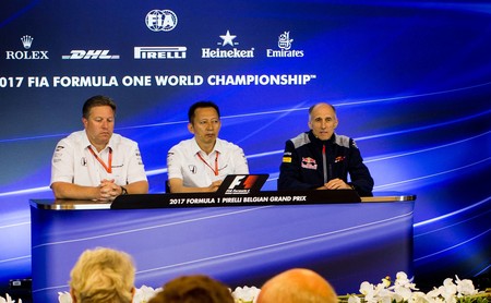 P 20170827 02627 News