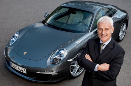 El CEO de Porsche dice que no sabe nada sobre Tesla