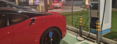 Echarle morro a niveles estratosféricos es ir a por una hamburguesa con un Ferrari, aparcarlo en una plaza de coches eléctricos y conectar el cargador a la llanta