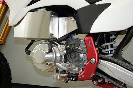 Moto eléctrica con caja de cambios