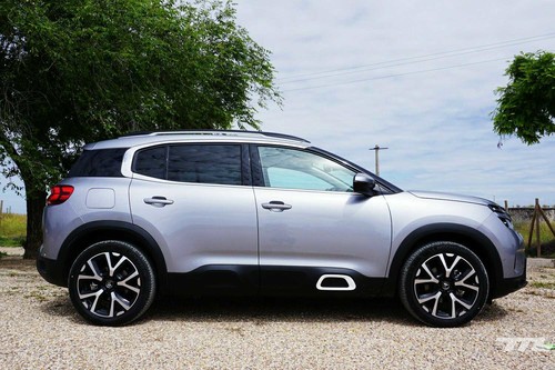 Probamos el Citroën C5 Aircross PureTech 130 EAT8: un amplio SUV que aúna entrega y comodidad