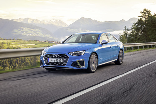 Probamos el nuevo Audi A4, incluido el S4 TDI, que ahora es diésel pero no por ello menos interesante