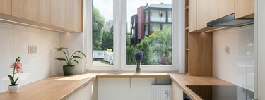 Un experto en ventanas explica cómo usar el ‘método del hombre de las cavernas’ para bajar la temperatura de casa en verano