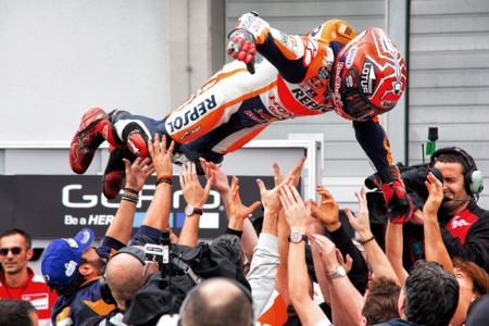 Fin de la polémica, el cambio de moto de Marc Márquez fue legal