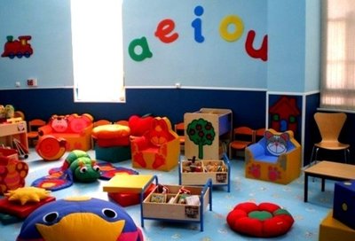 Su primera visita a la biblioteca infantil: la magia de los cuentos