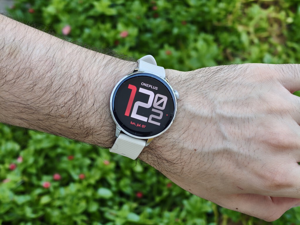 OnePlus Watch 3 (43 mm), análisis: más elegante, más compacto y con un doble motor a la altura de los mejores