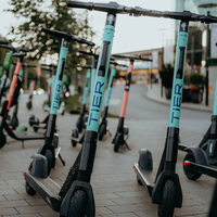 París empieza a desmantelar los patinetes eléctricos de alquiler: estarán prohibidos desde esta misma semana