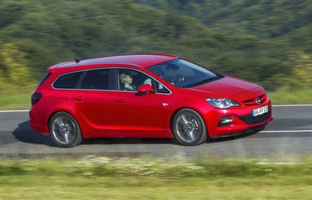 Opel Astra 2012
