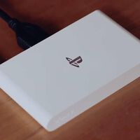 Así fue la "portátil" de PlayStation que venía sin pantalla y que compartió la misma historia que la Wii U 