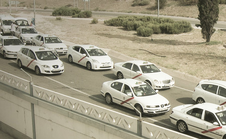 Ya puedes solicitar taxis a través de Uber en Madrid