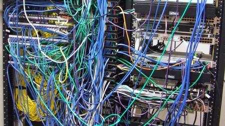 Ordenación del cableado del rack, trabajos a realizar en Navidades