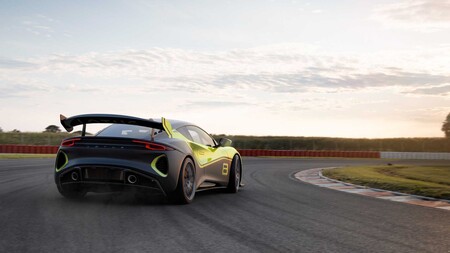 Lotus Emira Gt4 4