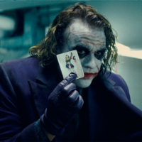 Christopher Nolan lleva "atormentado" 16 años por una frase de Batman: El caballero oscuro que él nunca escribió: "Ni siquiera la entendí en su momento"