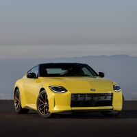 El Nissan Z 2023 es el digno sucesor del linaje Z, con 400 hp y caja manual para hacer sudar al Supra