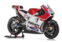 Así es la Ducati Demosedici GP15, macro-galería de una Desmosedici bordada