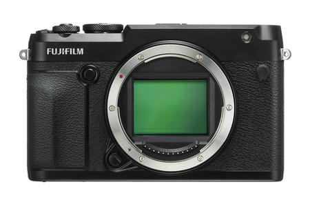 Fujifilm GFX 50R: llega la nueva integrante de la Serie X de formato medio y anuncian el desarrollo de la GFX 100 Megapíxeles