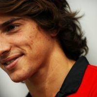 Roberto Merhi no correrá en Singapur