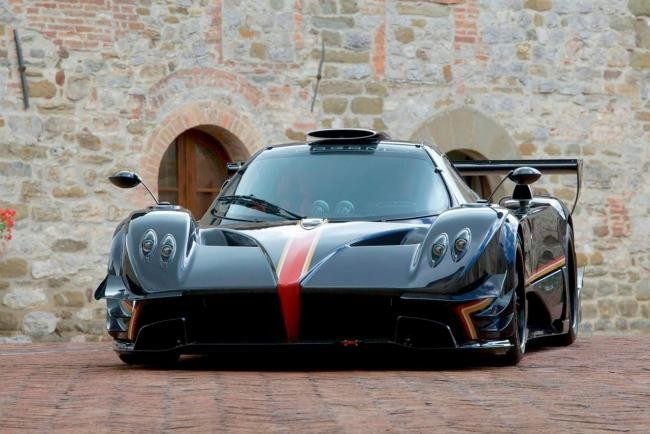 Pagani Zonda Revolucion