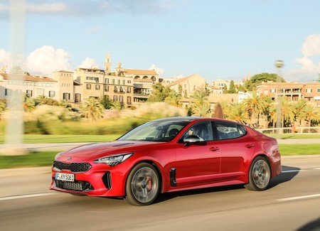 Kia Stinger 2018 1280 34