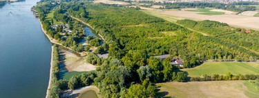 Creían que era un antiguo brazo del Rin, pero era una gigantesca autopista romana enterrada bajo un campo alemán