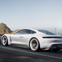Porsche Mission E autorizado para producción a finales de la década 