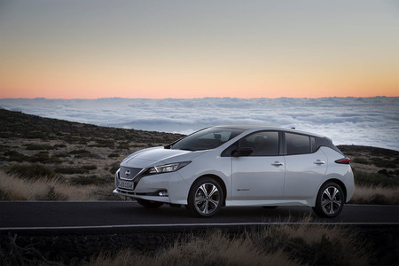 El Nissan Leaf E-Plus 2019 con batería de 60 kWh y 320 km de autonomía real está al caer