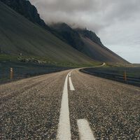 Las carreteras 2+1, las "autovías baratas" que la DGT está copiando a Suecia para salvar vidas, y ya están aquí