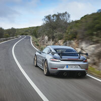 Porsche ha decidido dar marcha atrás en el coche eléctrico y ha cabreado a los inversores: sus acciones y las de Volkswagen se han desplomado, y las cosas pintan difíciles 