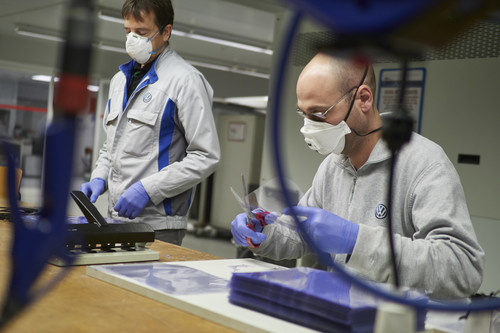 Del equipo Mercedes-Benz de F1 a SEAT: la industria del coche se ha reinventado para luchar contra el coronavirus