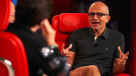 Satya Nadella no tiene ninguna intención de deshacerse de Bing o Xbox