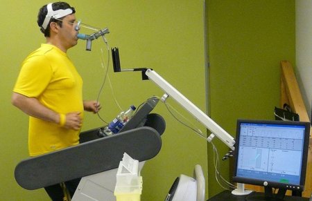 El consumo máximo de oxígeno estimado según la condición física