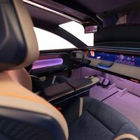 Del interior de los coches a los drones militares: Francia moviliza su industria del automóvil para fabricar armas en masa