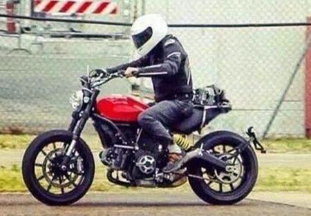 La Ducati Scrambler prepara su puesta en largo, nueva foto espía