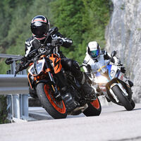 La DGT advierte de la lluvia para el puente de Todos los Santos: estos son sus consejos de tráfico antes de salir de viaje 