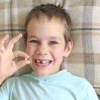 Siete cosas a tener en cuenta tras la caída del primer diente si nos visita el Ratoncito Pérez