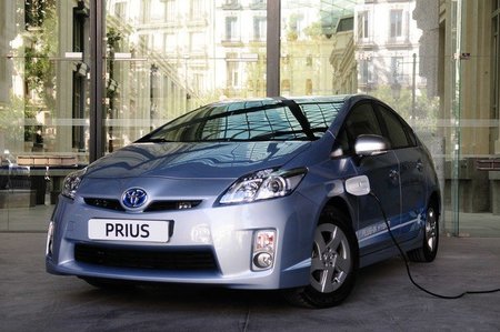 Toyota Prius Plug-in Hybrid y Alberto Ruiz Gallardon
