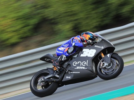 Bradley Smith Motoe Test Jerez