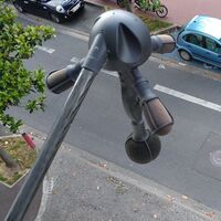 París ya multa con los radares de ruido que luchan contra el exceso de decibelios de las motos