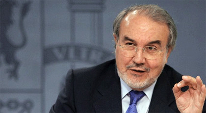 Pedro Solbes seguirá con Zapatero