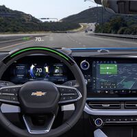 El sorprendente enemigo del uso de Android Auto y Apple Carplay en tu coche: General Motors