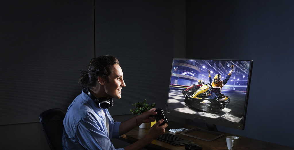 BenQ presenta su nuevo monitor gaming EX2780Q, un modelo que llega con sistema de sonido 2.1 incorporado