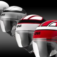 ¿Un casco con el encanto de lo antiguo y una seguridad del futuro? GIVI nos trae el 10.7 Bobber