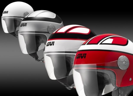¿Un casco con el encanto de lo antiguo y una seguridad del futuro? GIVI nos trae el 10.7 Bobber