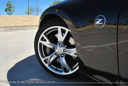 Nissan 370Z Roadster