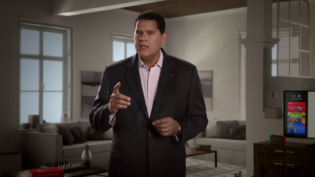 Reggie se posiciona contra los especuladores de Mini SNES y anuncia un aumento drástico en la producción