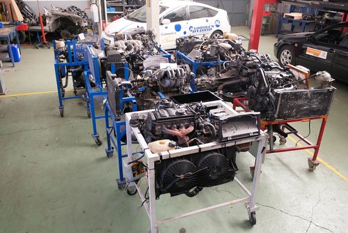 Así era antes, así es ahora. La formación reglada de los mecánicos de ayer y hoy