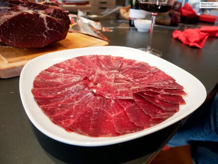 Qué es la cecina: propiedades y usos en cocina del "oro rojo leonés"