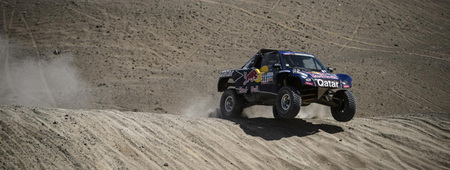 Carlos Sainz no asegura su regreso al Dakar